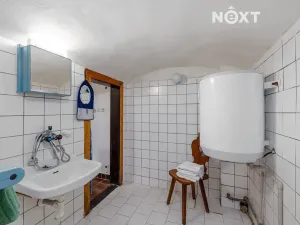 Pronájem skladu, Podmokly, 98 m2