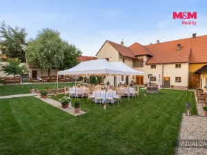 Prodej restaurace, Bratronice, Hlavní, 510 m2