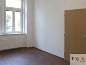 Pronájem bytu 2+1, Karlovy Vary, Moskevská, 66 m2
