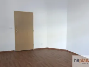 Pronájem bytu 2+1, Karlovy Vary, Moskevská, 66 m2