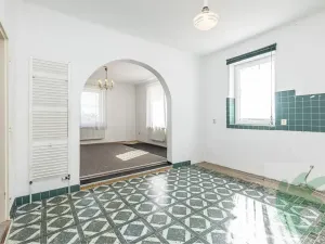 Prodej rodinného domu, Liberec, Charbinská, 240 m2