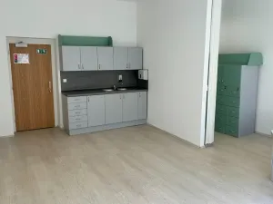 Pronájem kanceláře, Karlovy Vary, T. G. Masaryka, 34 m2