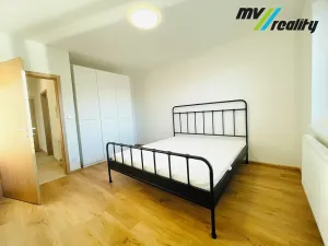 Pronájem bytu 2+kk, Lysá nad Labem, Šípková, 51 m2
