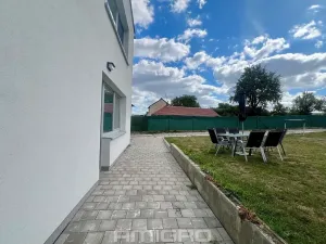 Pronájem bytu 1+kk, Malhostovice, 40 m2
