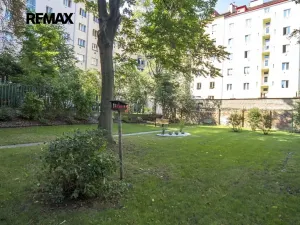 Pronájem bytu 2+kk, Praha - Nusle, Kloboučnická, 47 m2