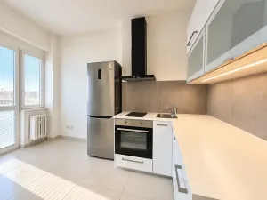 Pronájem bytu 2+kk, Praha - Nusle, Sevřená, 50 m2