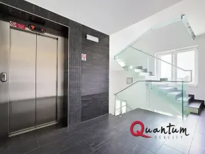 Prodej bytu 1+kk, Praha - Suchdol, Suchdolské náměstí, 19 m2