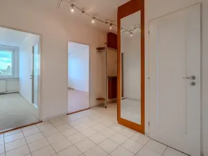 Prodej bytu 3+1, Praha - Kyje, Travná, 80 m2
