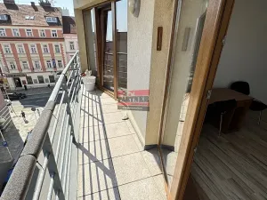Pronájem bytu 2+kk, Tábor, 9. května, 58 m2