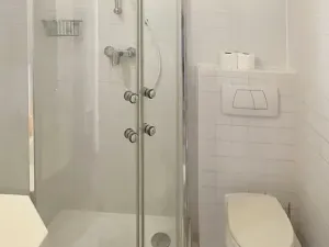 Pronájem bytu 2+kk, Karlovy Vary, Tylova, 34 m2
