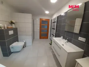 Prodej rodinného domu, Všechovice, 250 m2