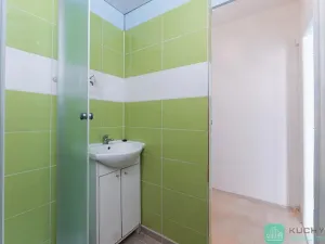 Prodej bytu 2+1, Osek, Hrdlovská, 63 m2