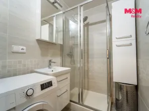 Pronájem bytu 3+kk, Plzeň - Skvrňany, Waltrova, 74 m2