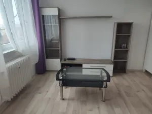 Pronájem bytu 1+kk, Praha - Záběhlice, Topolová, 31 m2