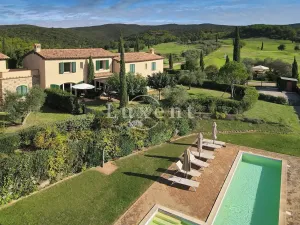 Prodej vily, Bagno di Gavorrano, Itálie, 180 m2