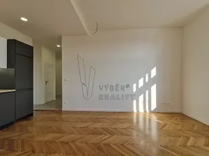 Pronájem bytu 2+kk, Praha - Vršovice, Smolenská, 50 m2