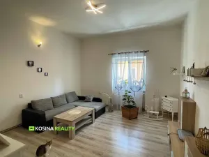 Prodej bytu 3+1, Kynšperk nad Ohří, Staré náměstí, 78 m2