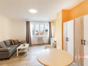 Pronájem bytu 2+kk, Praha - Michle, Podle Kačerova, 43 m2
