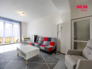Prodej bytu 3+1, Klášterec nad Ohří - Miřetice u Klášterce nad Ohří, Václava Řezáče, 64 m2