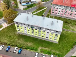 Prodej bytu 3+1, Klášterec nad Ohří - Miřetice u Klášterce nad Ohří, Václava Řezáče, 64 m2