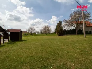 Prodej pozemku pro bydlení, Břežany, 8048 m2
