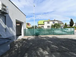Prodej skladu, Praha - Horní Počernice, Komárovská, 210 m2