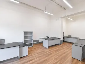 Prodej výrobních prostor, Praha - Horní Počernice, Komárovská, 210 m2