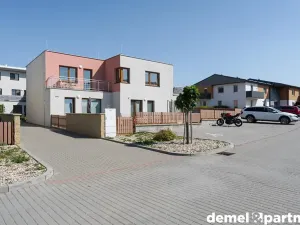 Prodej bytu 2+kk, Lavičky, 43 m2