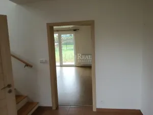 Pronájem rodinného domu, Praha - Letňany, Škarvadova, 154 m2