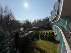 Pronájem bytu 2+kk, Praha - Smíchov, Na Hřebenkách, 100 m2