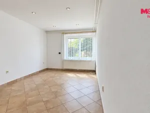 Pronájem bytu 2+kk, Brloh, 34 m2
