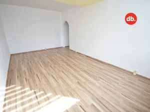 Pronájem bytu 2+1, Hroznětín, Sídliště, 60 m2