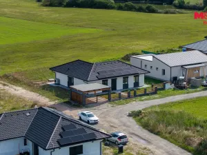 Prodej rodinného domu, Bělušice, 113 m2
