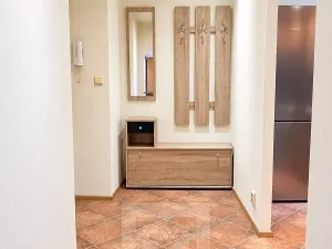 Pronájem bytu 3+1, Praha - Střešovice, Na Malovance, 52 m2