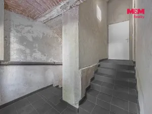 Prodej komerční nemovitosti, Praha, Seifertova, 110 m2