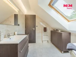 Prodej rodinného domu, Slaný - Kvíc, K. Kernera, 174 m2