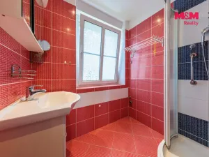 Prodej bytu 3+1, Karlovy Vary, Jiráskova, 74 m2