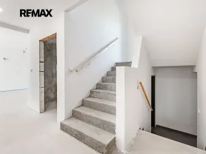 Prodej rodinného domu, Sluhy, 329 m2