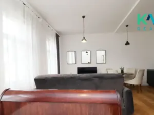 Pronájem bytu 1+kk, Karlovy Vary, Sadová, 50 m2