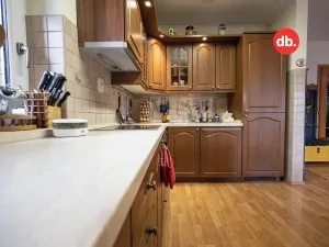 Prodej rodinného domu, Karlovy Vary, Vančurova, 260 m2
