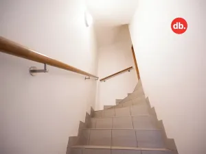 Prodej rodinného domu, Karlovy Vary, Vančurova, 260 m2