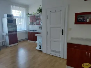 Prodej bytu 2+1, Kroměříž, Nádražní, 83 m2