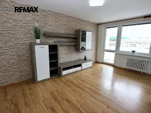 Pronájem bytu 3+kk, Loděnice, Za GZ, 64 m2
