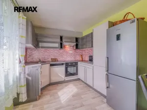 Prodej rodinného domu, Pernarec, 220 m2