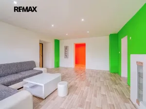 Prodej rodinného domu, Pernarec, 220 m2