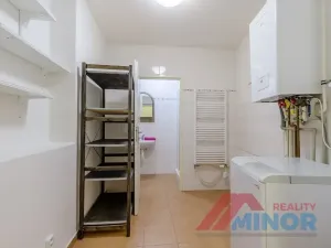 Pronájem ordinace, Slaný, Masarykovo náměstí, 69 m2