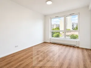 Pronájem bytu 2+kk, Praha - Černý Most, Arnošta Valenty, 41 m2
