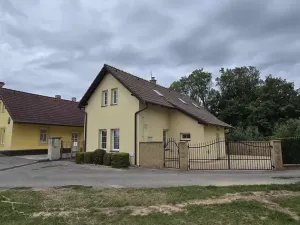 Pronájem rodinného domu, Osek, 130 m2