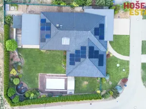 Prodej rodinného domu, Holubice, 240 m2