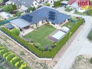 Prodej rodinného domu, Holubice, 240 m2